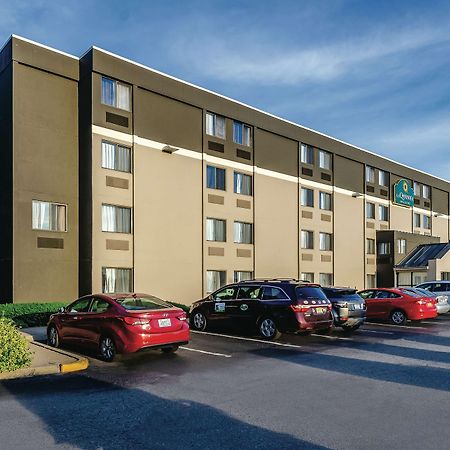 La Quinta By Wyndham Warwick Providence Airport Hotel Eksteriør billede