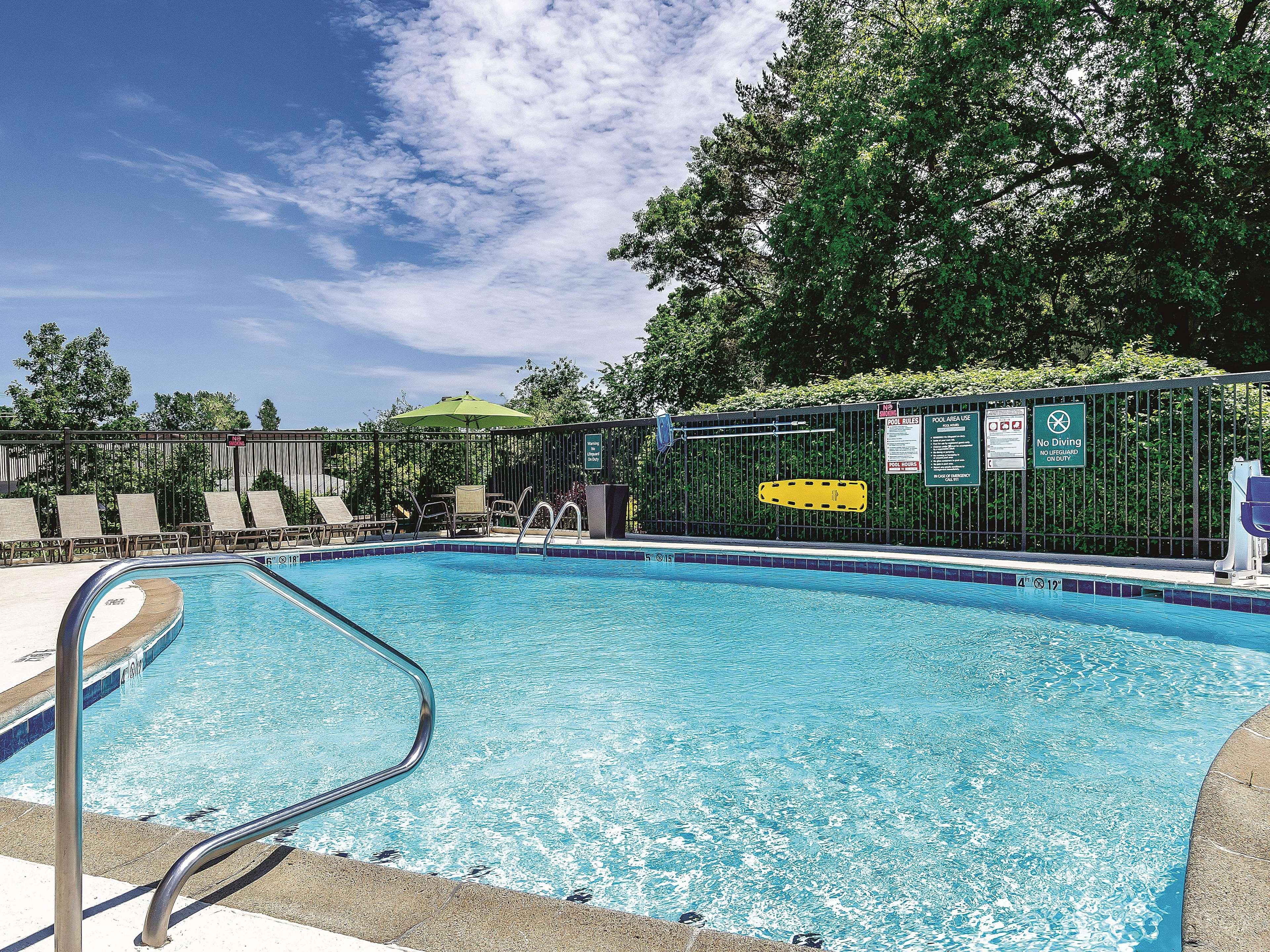 La Quinta By Wyndham Warwick Providence Airport Hotel Eksteriør billede