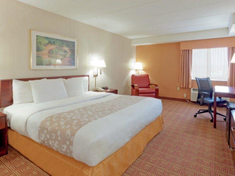 La Quinta By Wyndham Warwick Providence Airport Hotel Eksteriør billede
