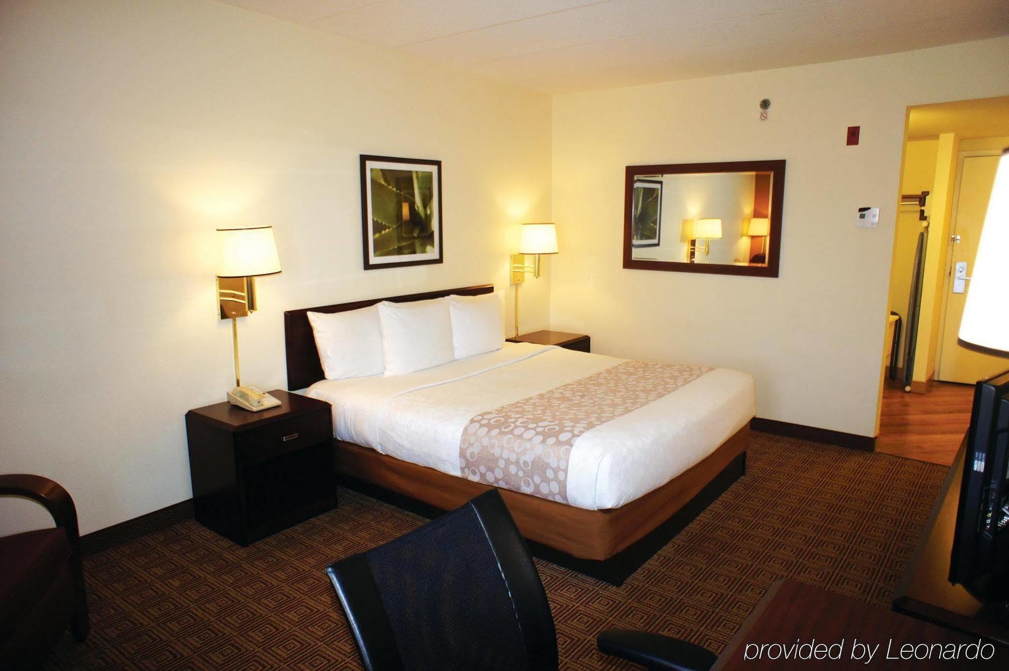 La Quinta By Wyndham Warwick Providence Airport Hotel Eksteriør billede